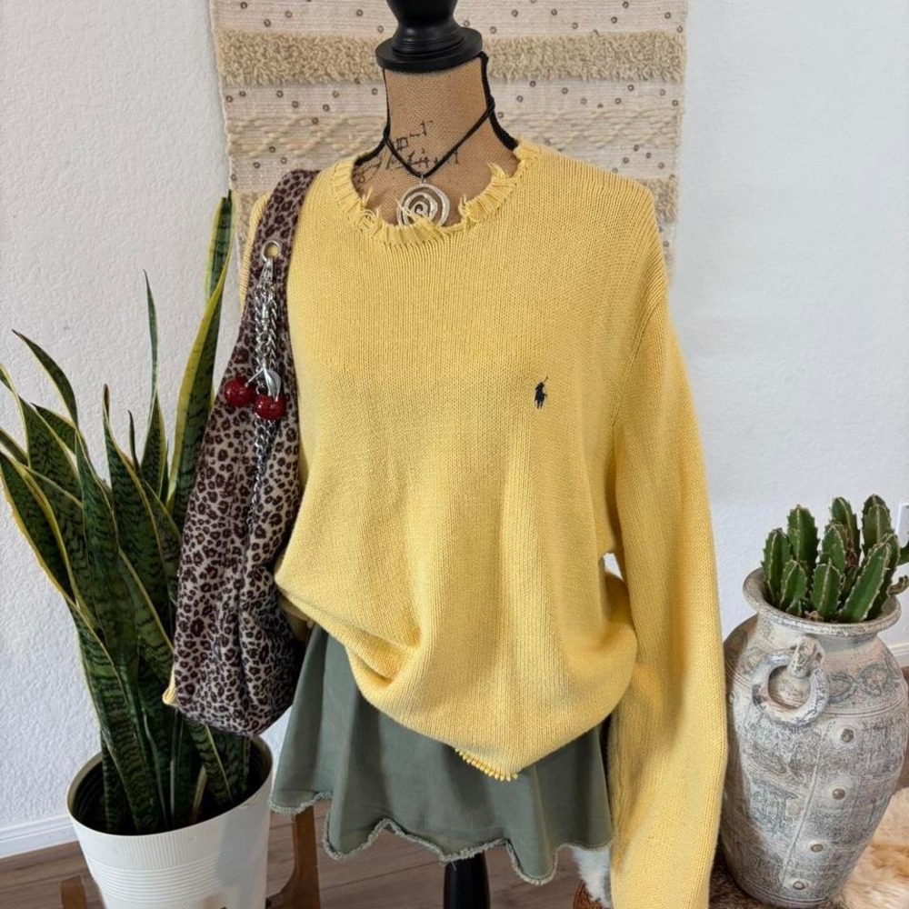 Distressed Crew Neck Polo Ralph Lauren yellow 100% cotton sweater one of a kind